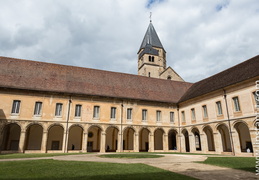 Cluny-J2-14