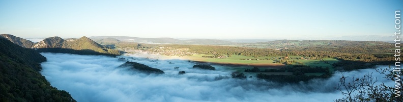 Brume matinale sur la vallée du Doubs en aval de Baume-les-Dames, région Bourgogne-Franche-Comté, France Doubs-154.jpg