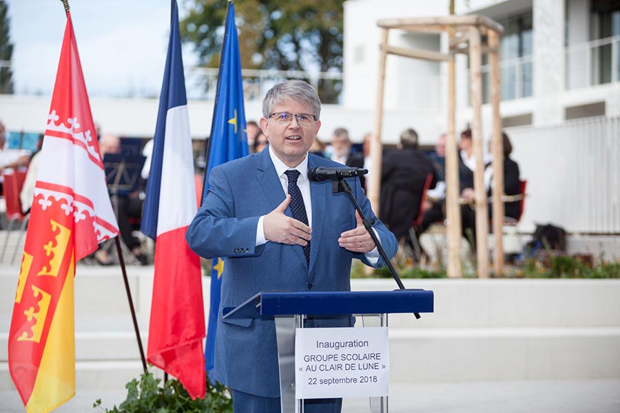 Visite des Élus pour l'inauguration d'une école