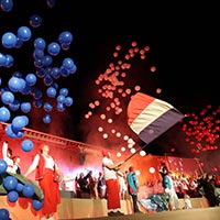 Lacher de ballons en fin de spectacle