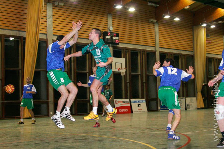 action dans un match de hand