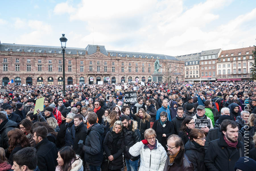 La place Kleber remplie de manifestants