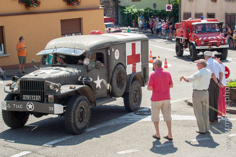 Ancien Dodge ambulance