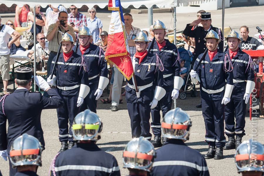 Salut au drapeau