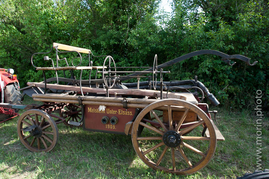 Ancienne pompe à bras