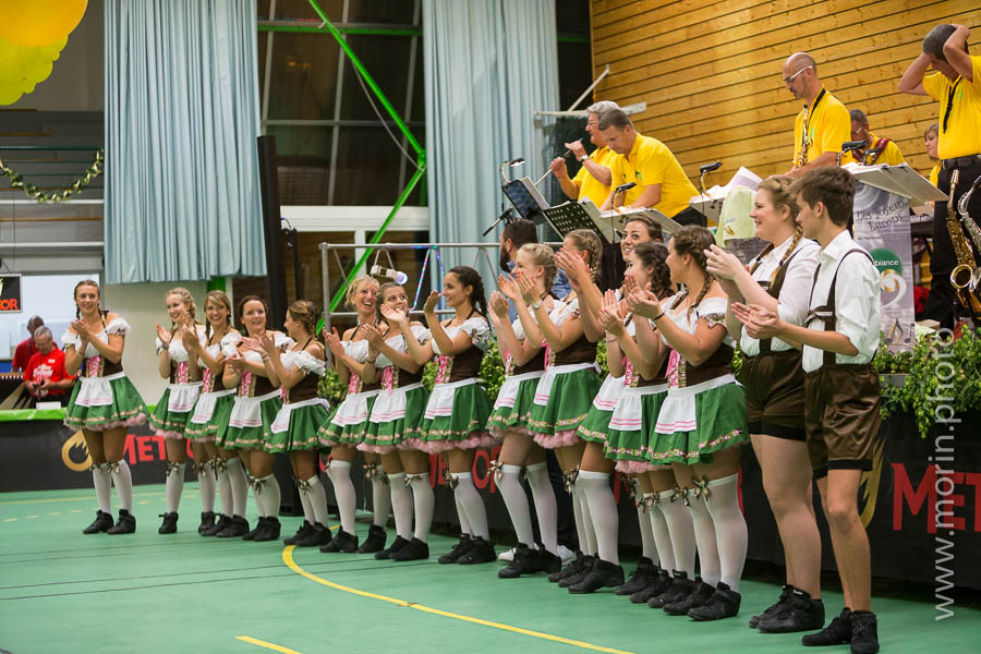 La soirée Météor dans la salle multi-sports